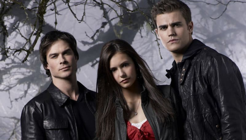 The Vampire Diaries (บันทึกรัก ฝังเขี้ยว)