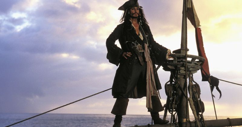 ภาพจากหนังดิสนีย์ (Disney) เรื่อง Pirates of the Caribbean The Curse of the Black Pearl (คืนชีพกองทัพโจรสลัดสยองโลก) 2003
